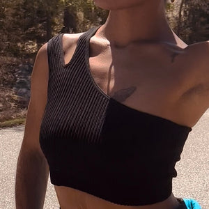 One Shoulder Seamless Athleisure Bra/Top- Black